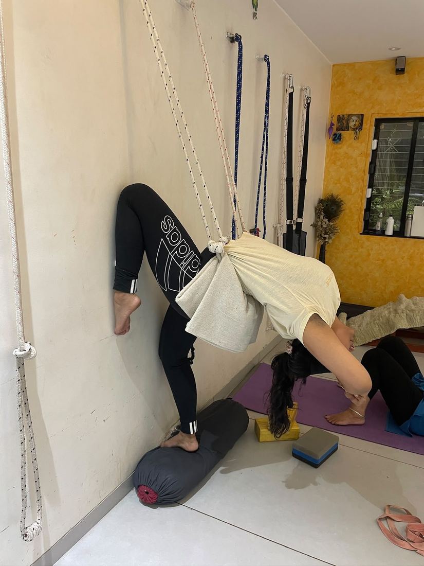 Prop-based therapeutic yoga at Breathing Point